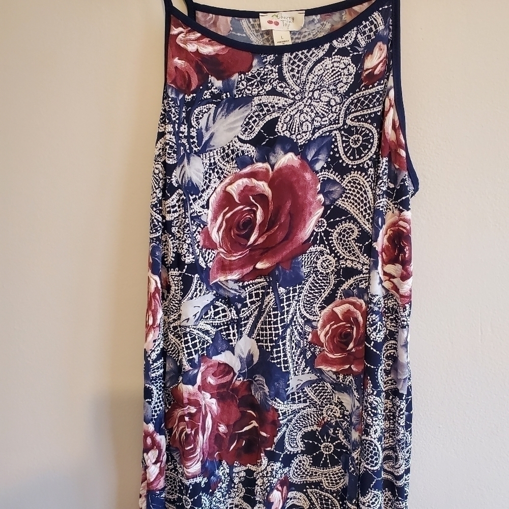 FLOWER Dress - Picture 2 of 4